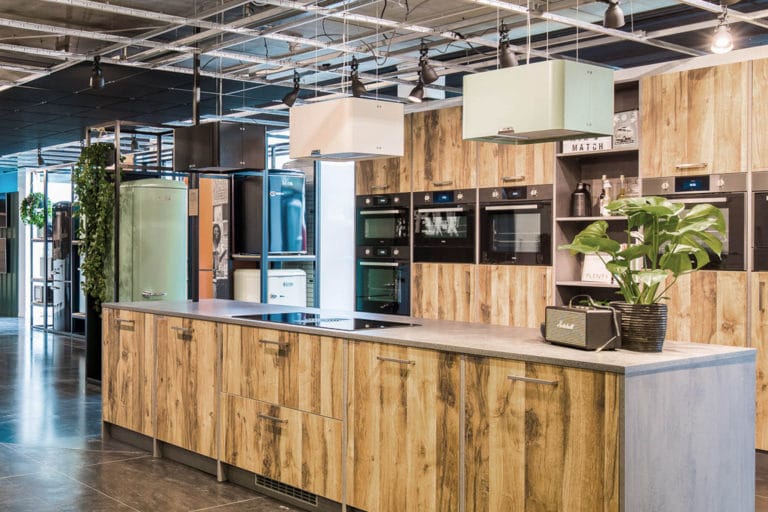 ETNA RA345ZWA afzuigkap Eiland Zwart, Roestvrijstaal 611 m³/uur - Afbeelding 3